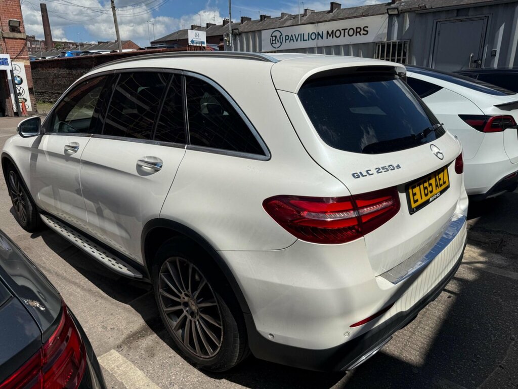Mercedes-Benz GLC Class 2.1 Glc250d Amg Line Premium G-tronic 4Matic Eur White #2
