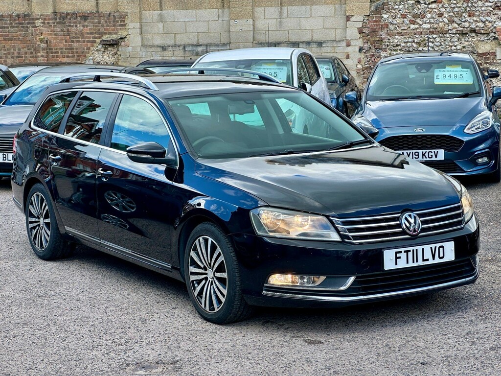 Volkswagen Passat Estate FT11LVO Black #5