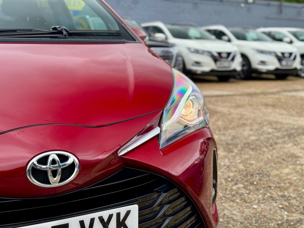 Toyota Yaris Hatchback LX67VXK Red #2