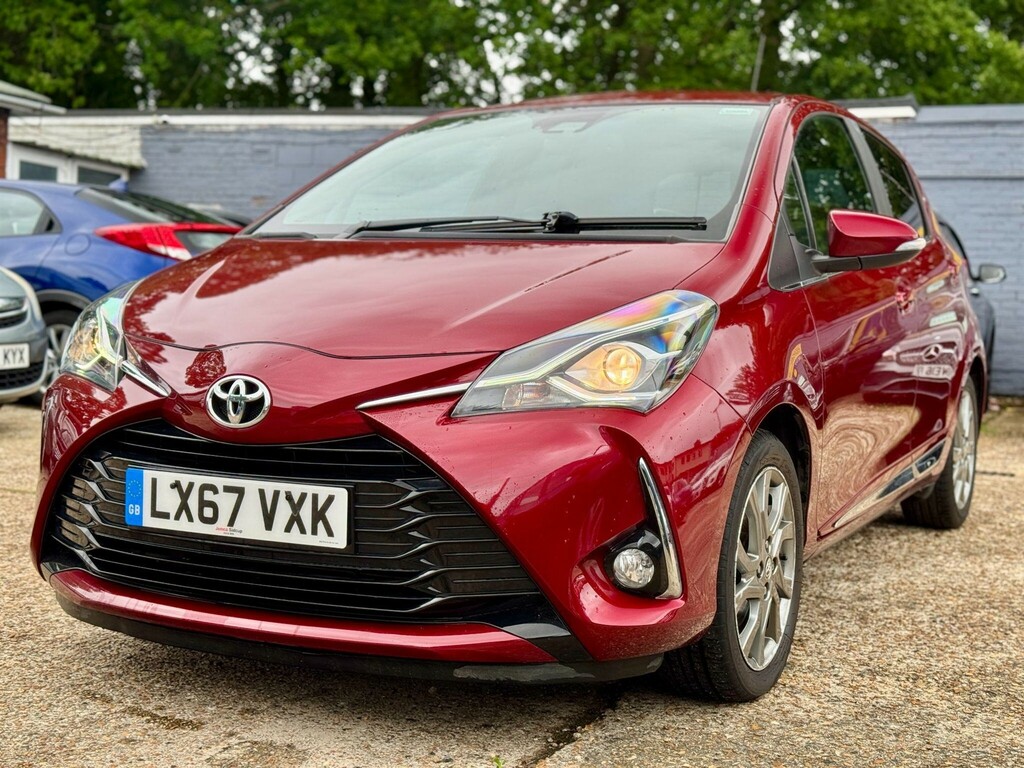 Toyota Yaris Hatchback LX67VXK Red #3