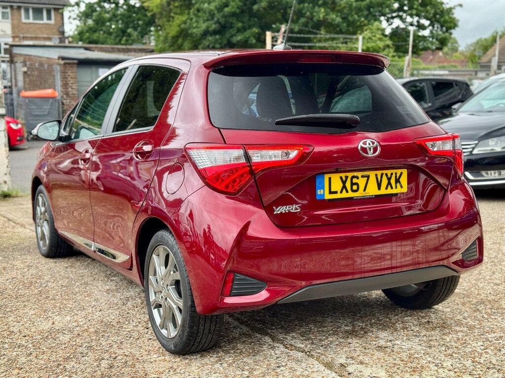 Toyota Yaris Hatchback LX67VXK Red #4