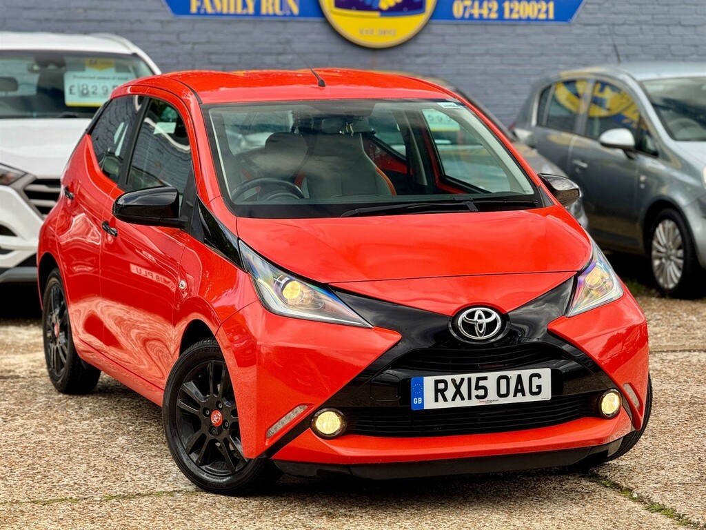 Toyota Aygo Hatchback RX15OAG Orange #6
