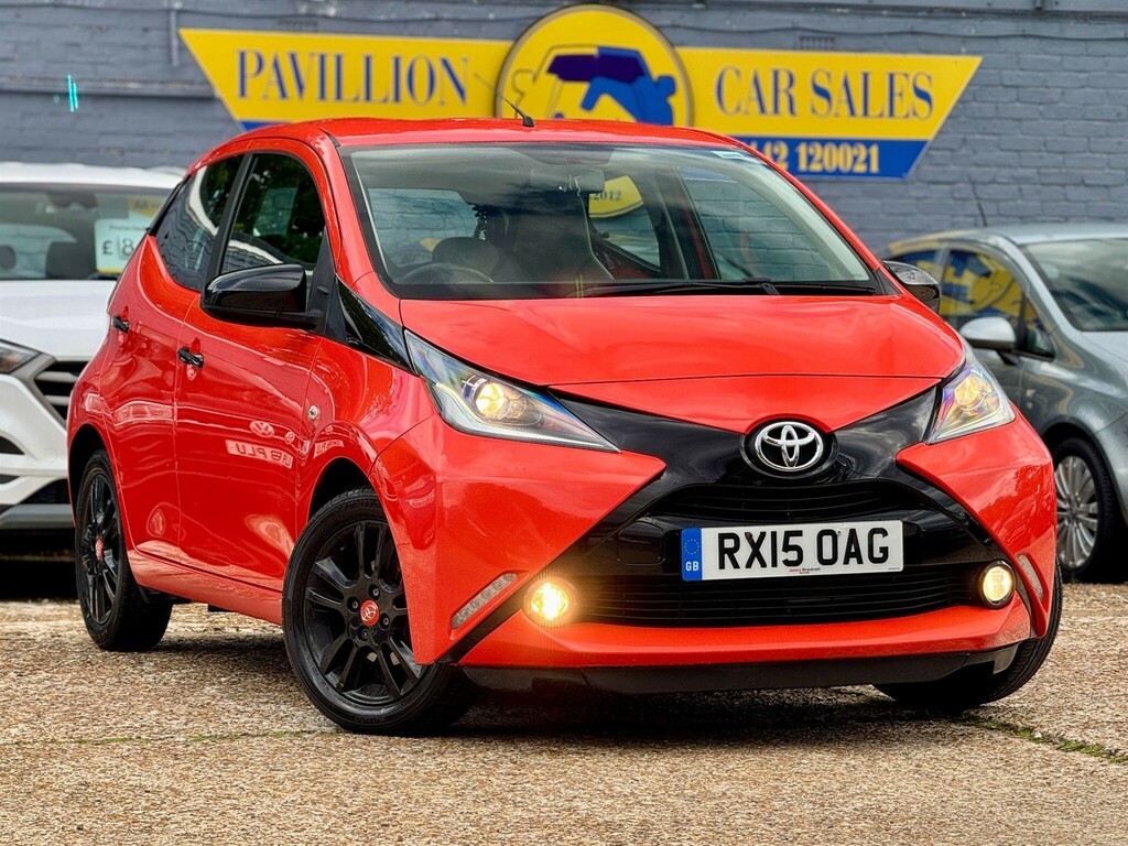 Toyota Aygo Hatchback Orange