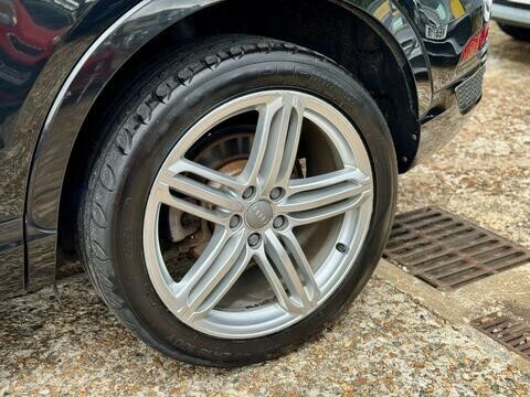 Audi Q3 2L S Line Plus Grey #62