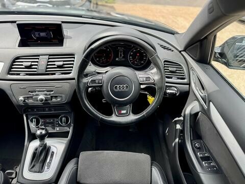Audi Q3 2L S Line Plus Grey #54