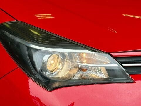 Toyota Yaris Icon Red #21