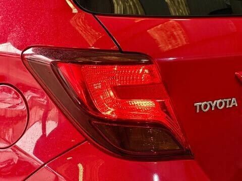 Toyota Yaris Icon Red #15