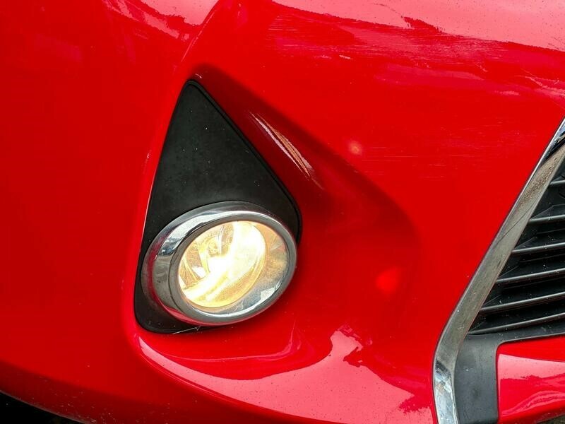 Toyota Yaris Icon Red #35