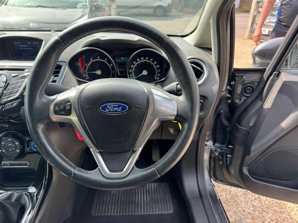 Ford Fiesta 1.0 Ecoboost Titanium Red #43