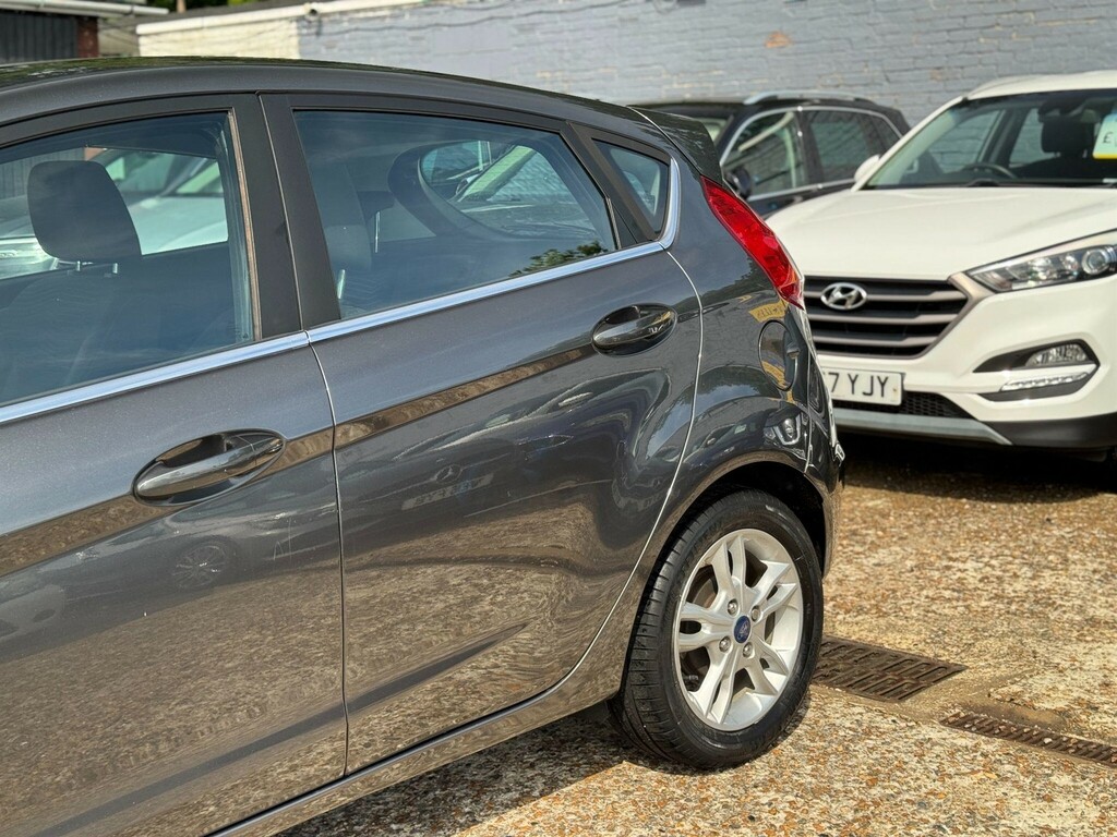 Ford Fiesta 1.0 Ecoboost Titanium Red #50