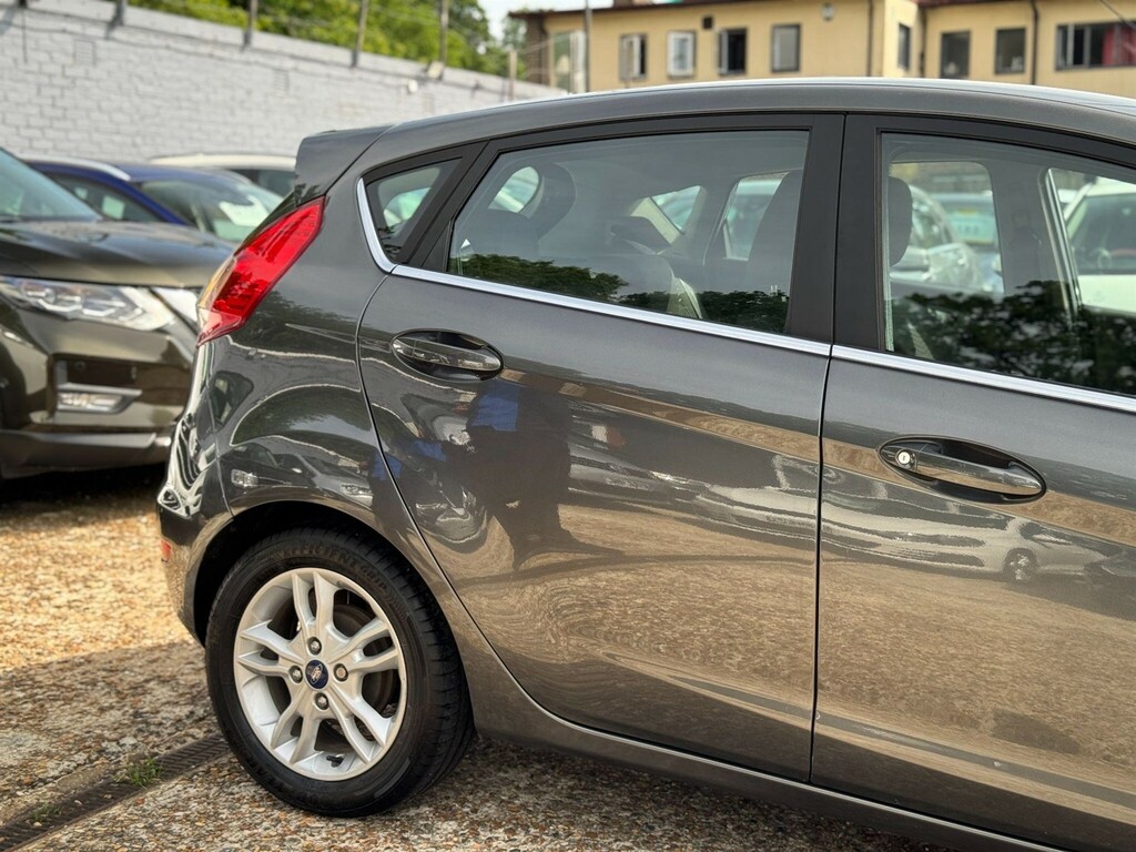 Ford Fiesta 1.0 Ecoboost Titanium Red #54