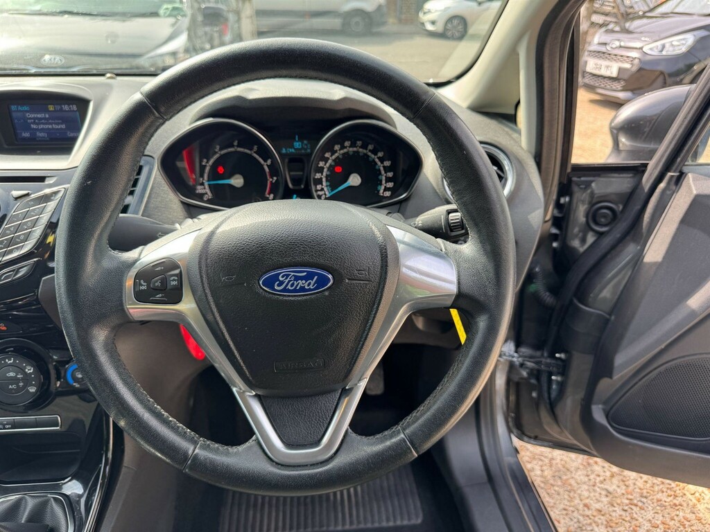 Ford Fiesta 1.0 Ecoboost Titanium Red #44