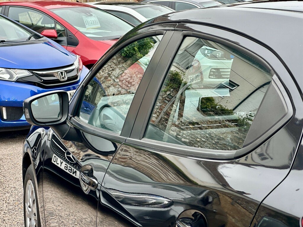 Mazda 2 1.5 Skyactiv-g Se-l Hatchback Euro Red #39