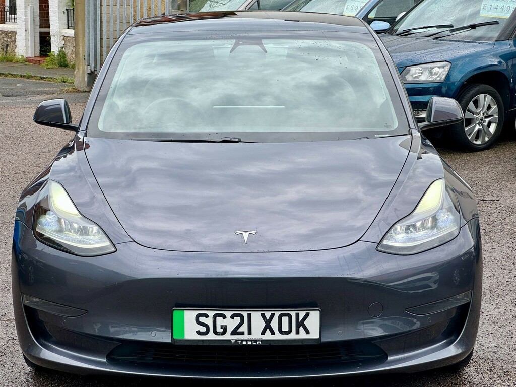 Tesla Model 3 Saloon Grey #2