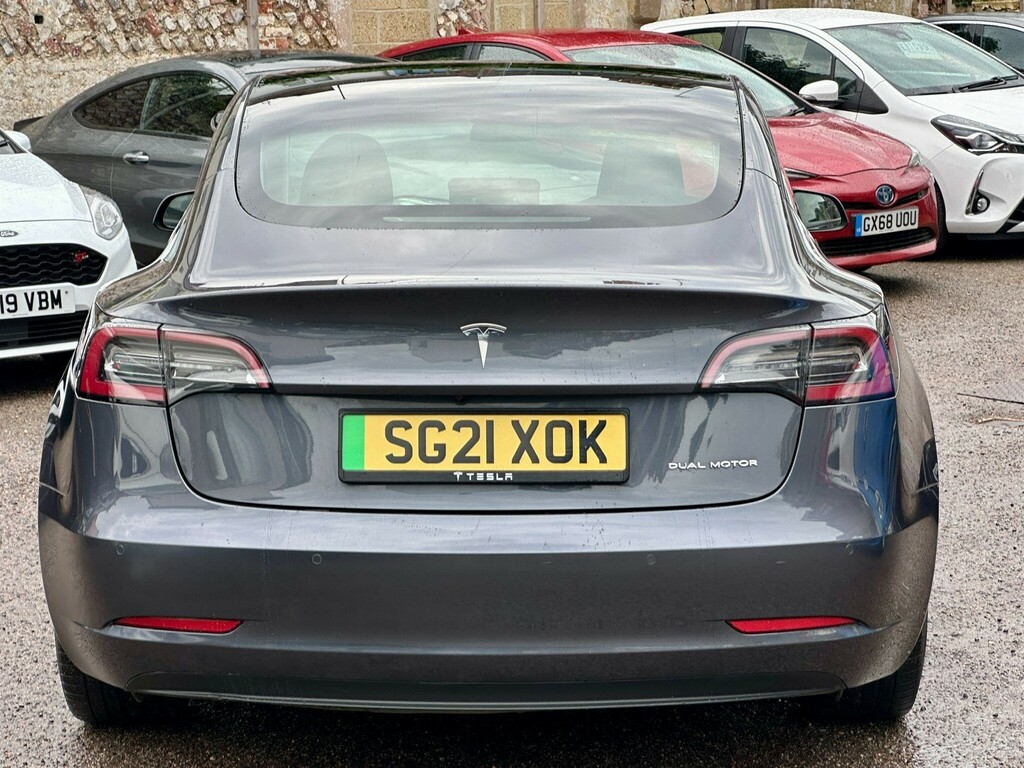 Tesla Model 3 Saloon Grey #6