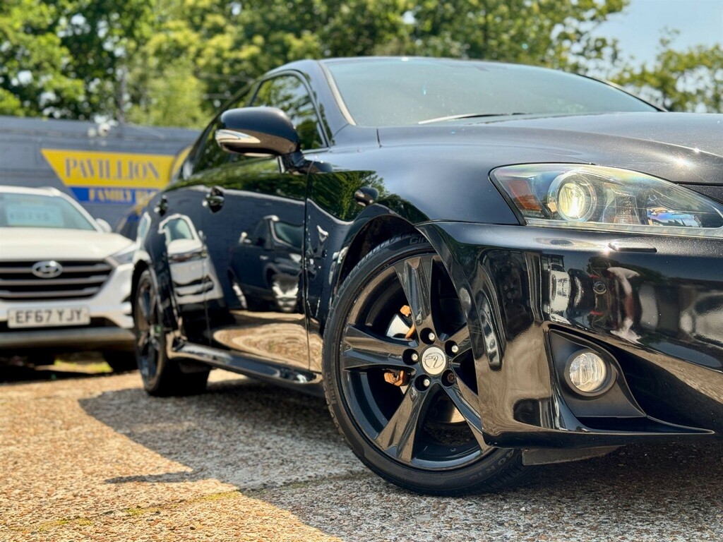 Lexus IS Saloon Black #4