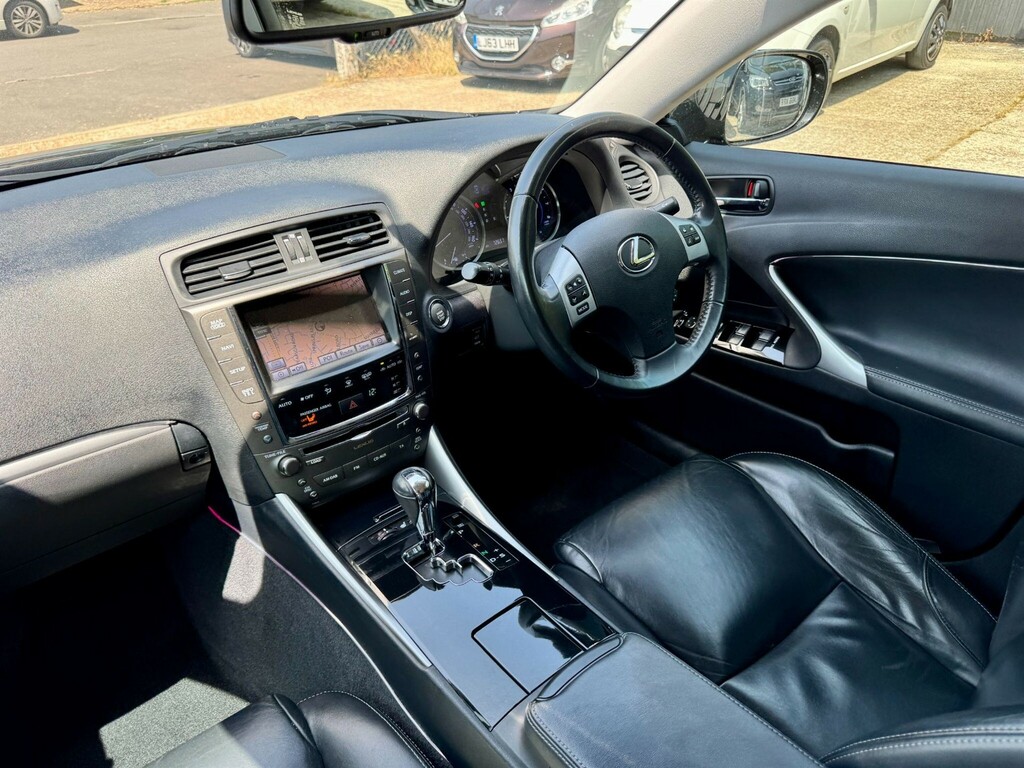 Lexus IS 2.5 250 Se-i 205 Bhp White #20