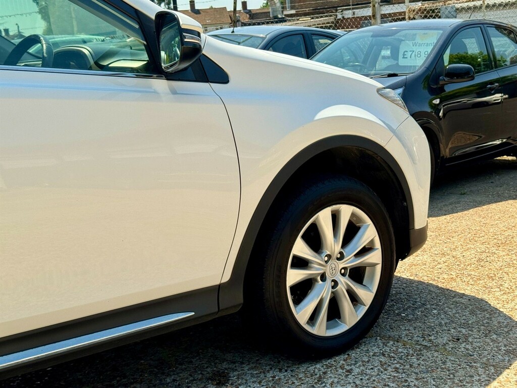 Toyota Rav 4 2.0 D Icon 4Wd Red #51