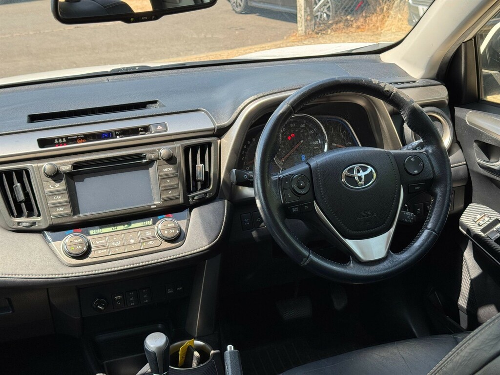 Toyota Rav 4 2.0 D Icon 4Wd Red #20