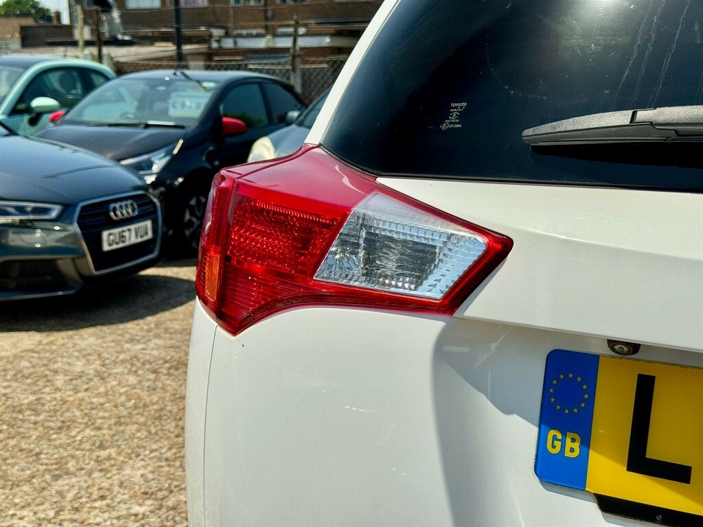 Toyota Rav 4 2.0 D Icon 4Wd Red #69