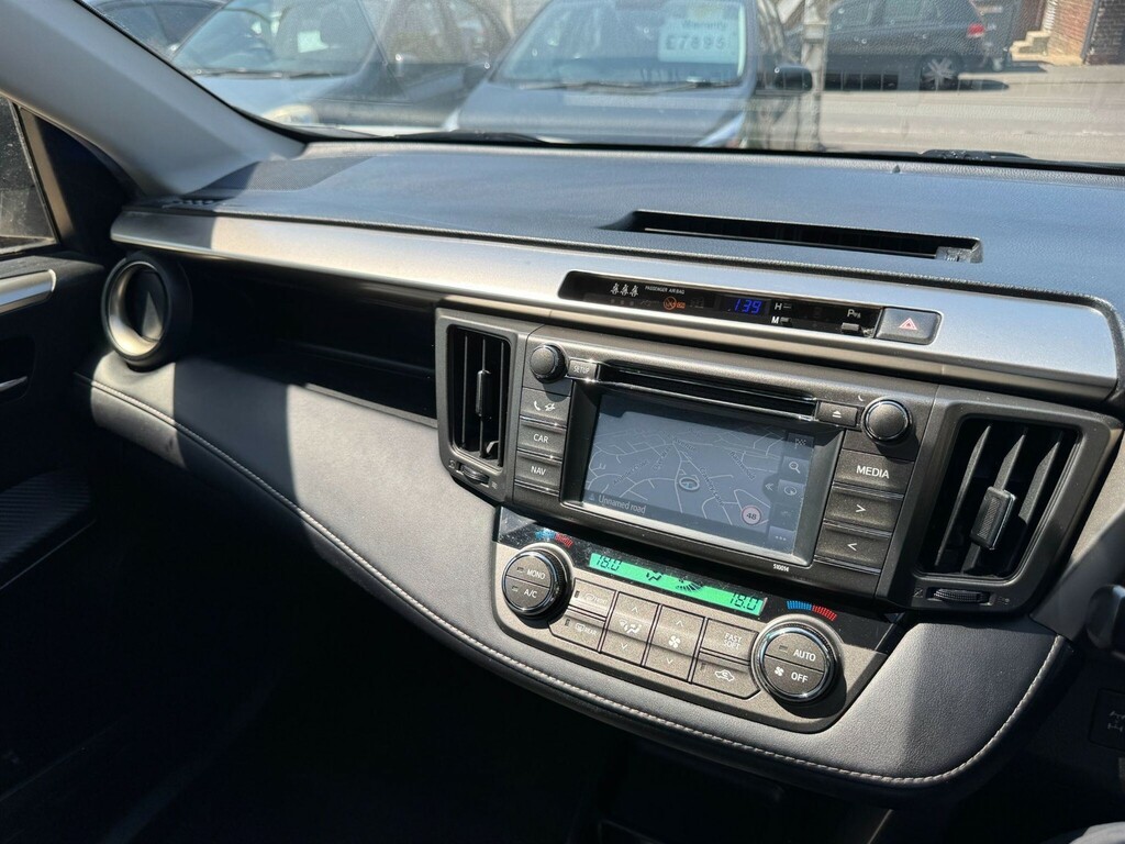 Toyota Rav 4 2.0 D Icon 4Wd Red #58