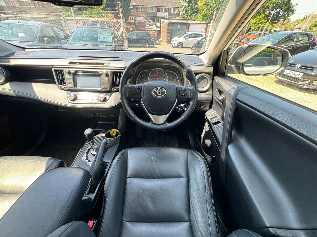 Toyota Rav 4 2.0 D Icon 4Wd Red #22