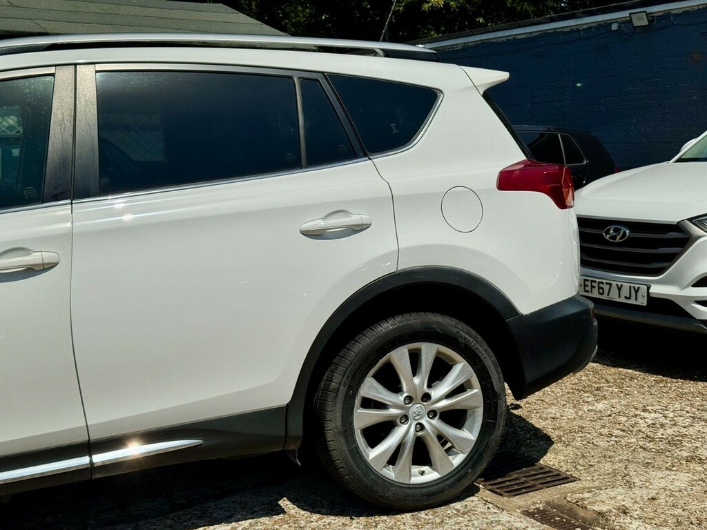 Toyota Rav 4 2.0 D Icon 4Wd Red #46