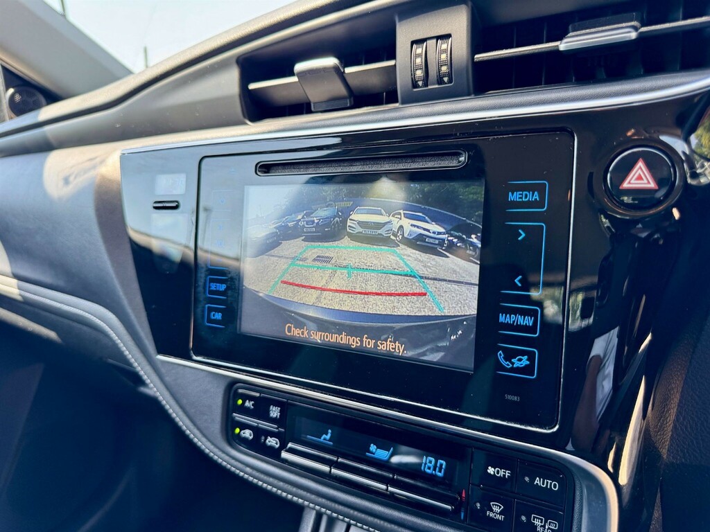 Toyota Auris D-4d Active Black #46