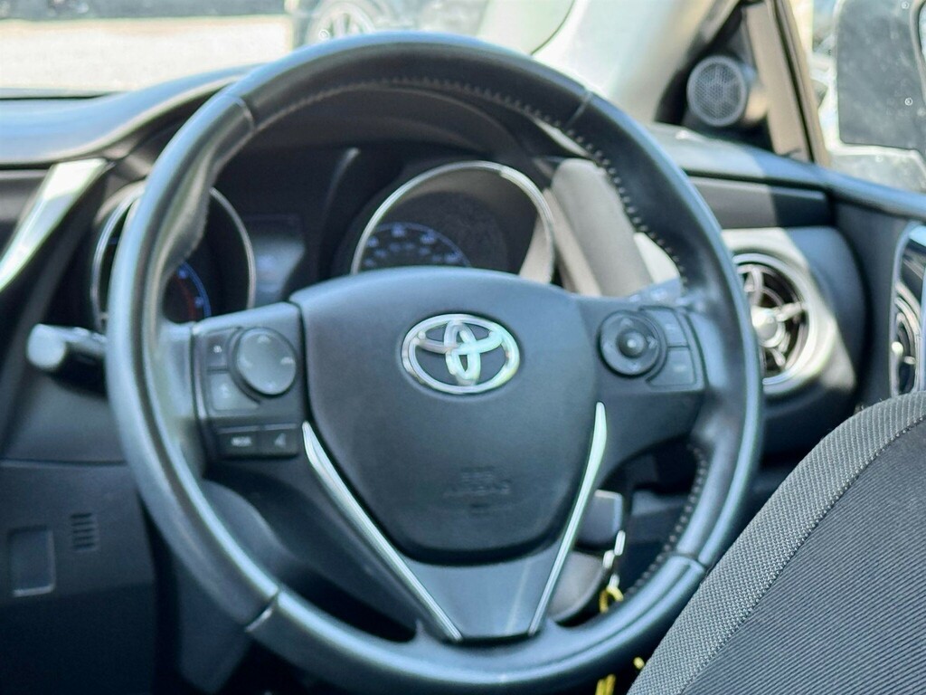 Toyota Auris D-4d Active Black #54