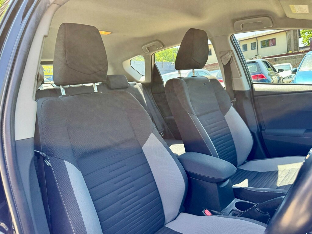 Toyota Auris D-4d Active Black #27
