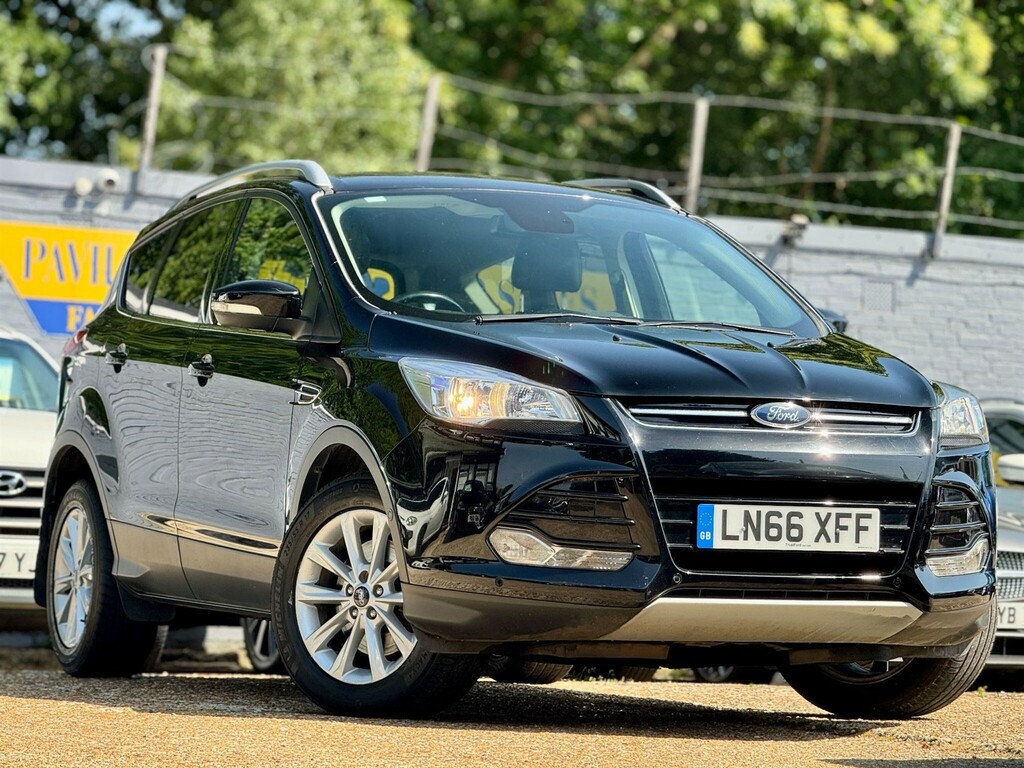 Ford Kuga Suv LN66XFF Black #5