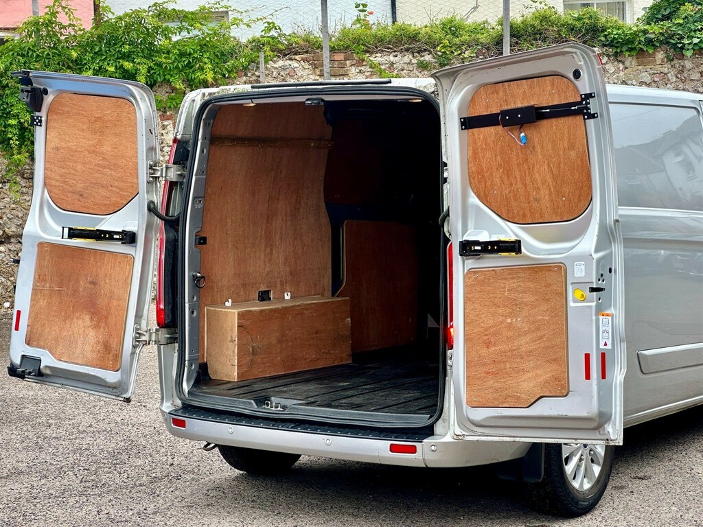 Ford Transit Custom 1.5L 200 Limited Pv 0D 118 Bhp Price Plus Vat Blue #39