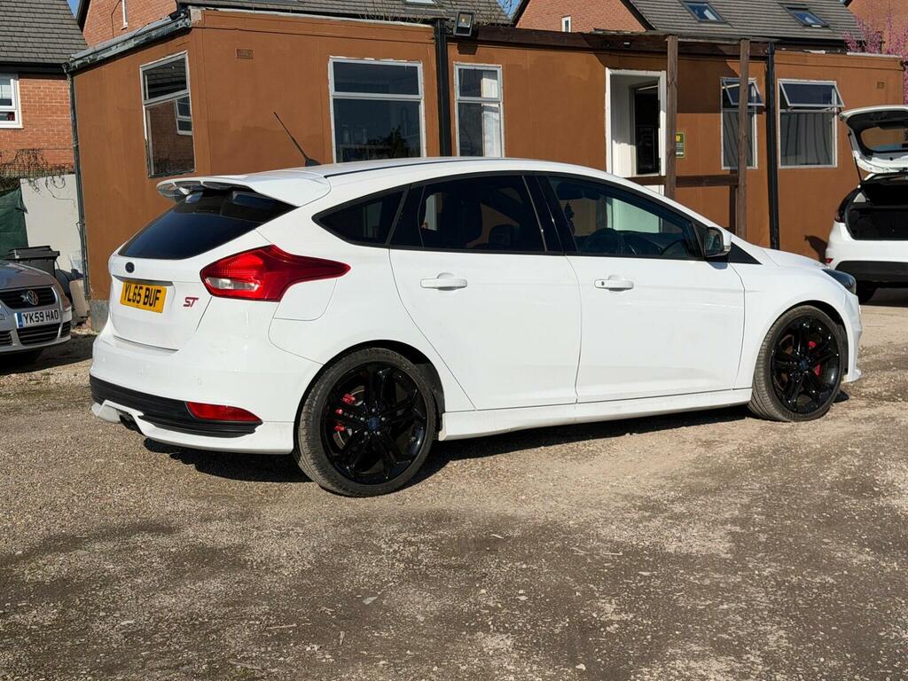 Ford Focus Hatchback 2.0T Ecoboost St-3 Euro 6 Ss 201 YL65BUF White #3