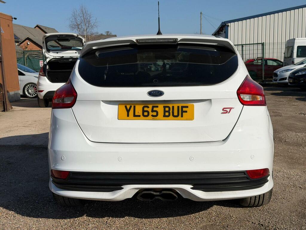 Ford Focus Hatchback 2.0T Ecoboost St-3 Euro 6 Ss 201 YL65BUF White #4