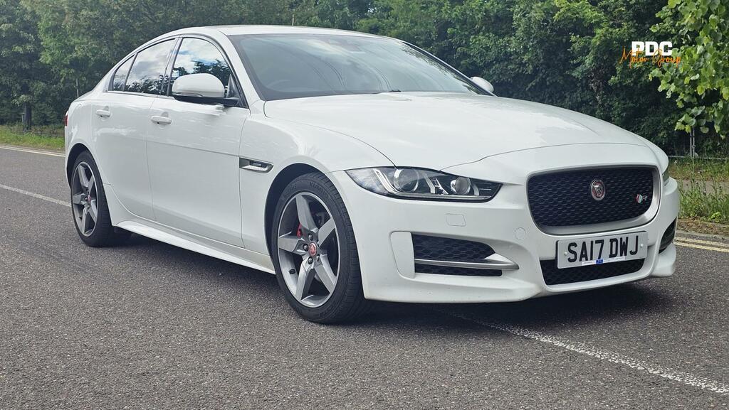 Jaguar XE 2.0D R-sport Euro 6 Ss White