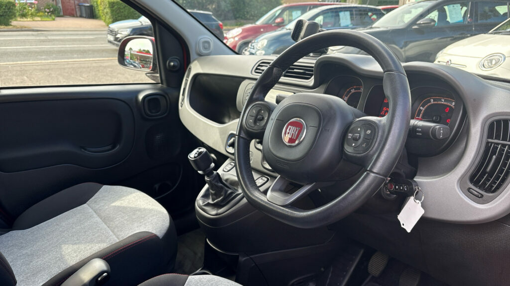 Fiat Panda 1.2 Lounge Red #6