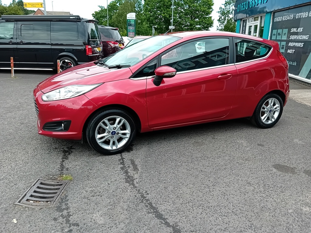 Ford Fiesta 1.25 Zetec Hatchback Euro 6 82 DN66ZGH Red #5