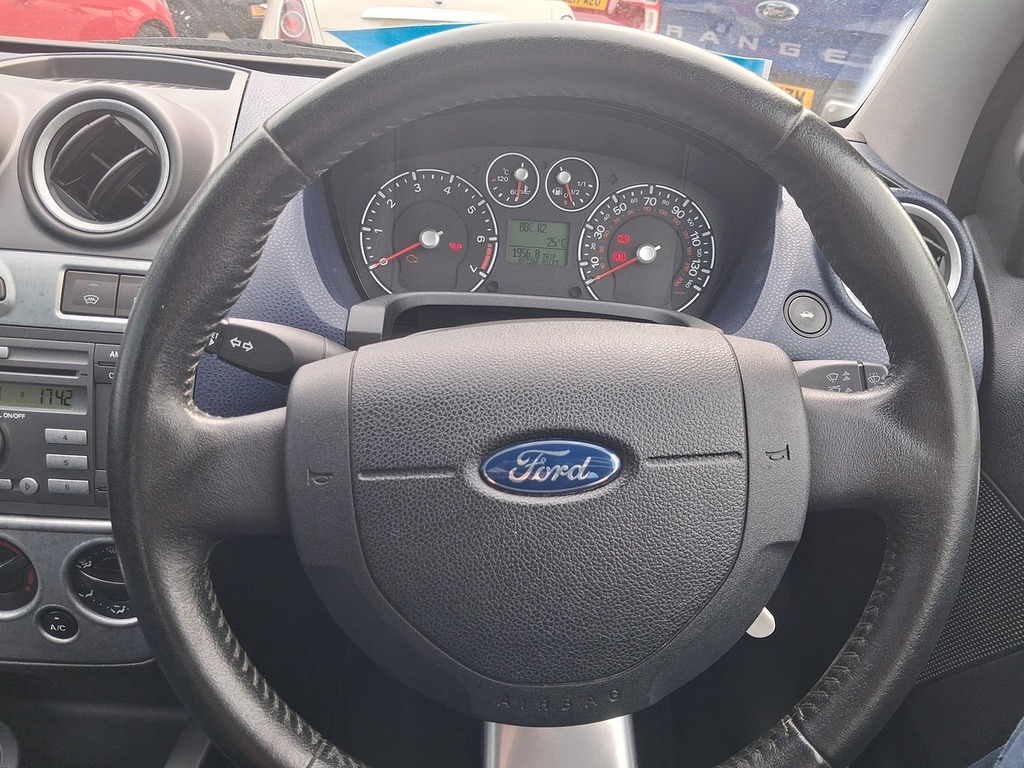 Ford Fiesta Zetec Climate Black #4