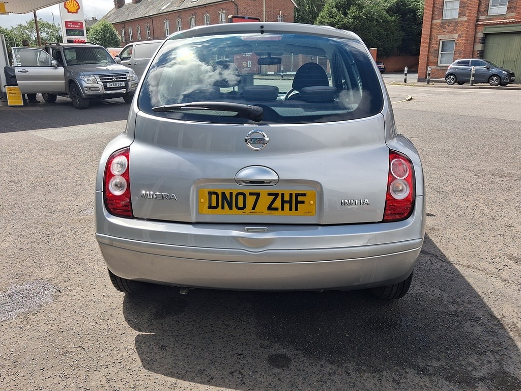 Nissan Micra 1.2 16V Initia Hatchback 139 G Silver #4