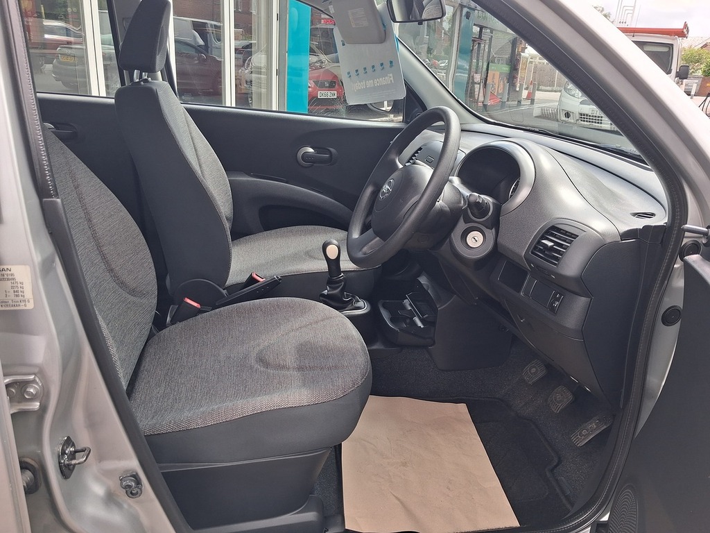 Nissan Micra 1.2 16V Initia Hatchback 139 G Silver #5