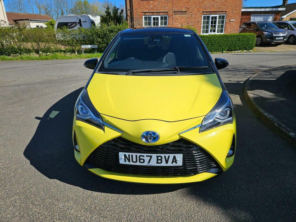 Toyota Yaris Hatchback 1.5 Vvt-h Yellow Bi-tone Limited Edition Yellow #4