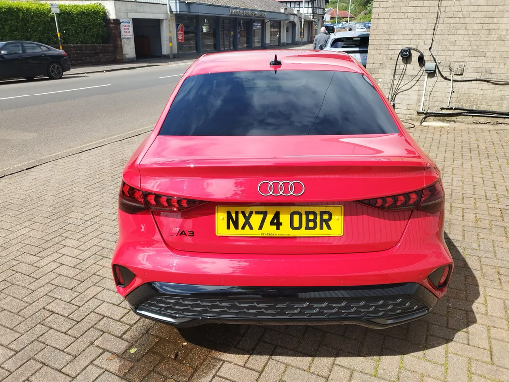 Audi A3 1.5 30 Tfsi S-line Facelift NX74OBR Red #5