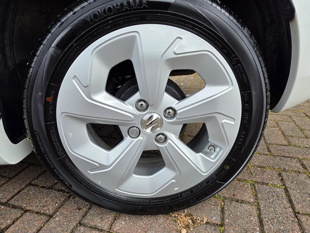 Suzuki Swift 1.2 Mild Hybrid Motion Silver #14