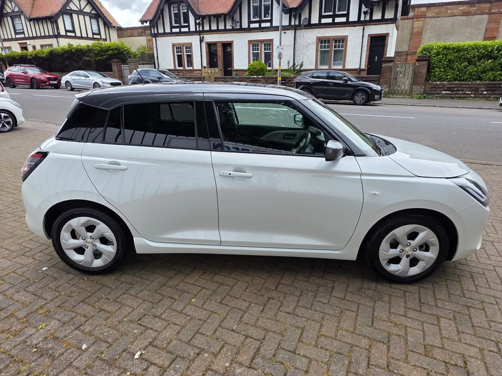 Suzuki Swift 1.2 Motion White #3