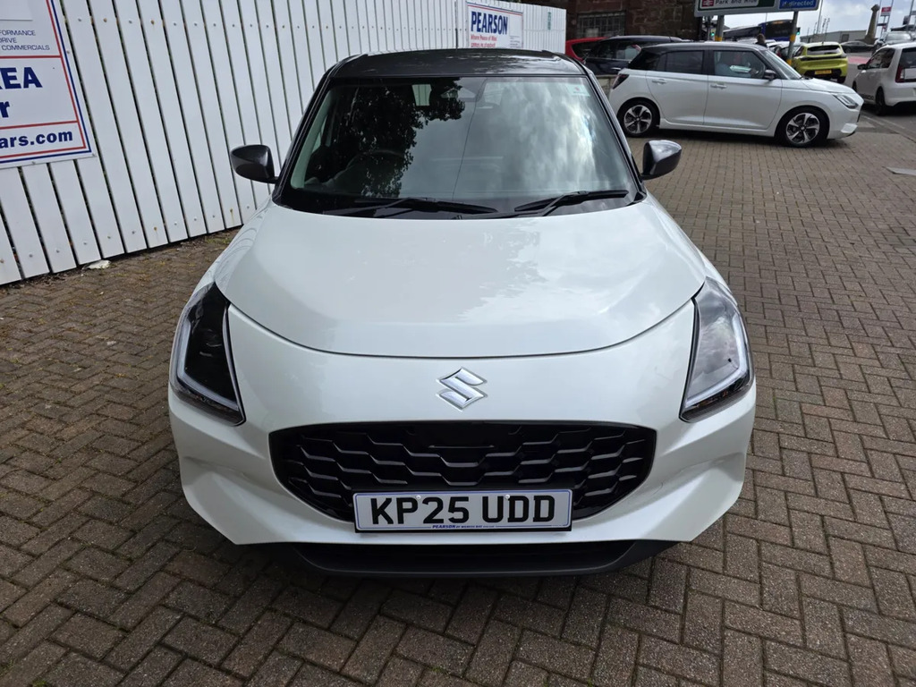 Suzuki Swift 1.2 Motion White