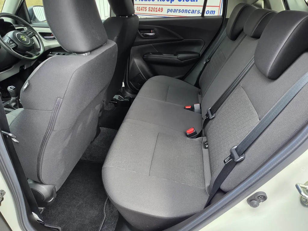 Suzuki Swift 1.2 Mild Hybrid Motion Silver #18