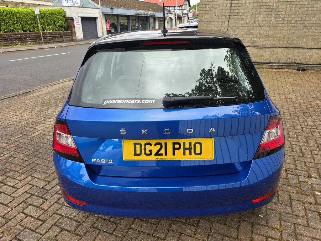 Skoda Fabia 1.0 Tsi Colour Edition DG21PHO Blue #5