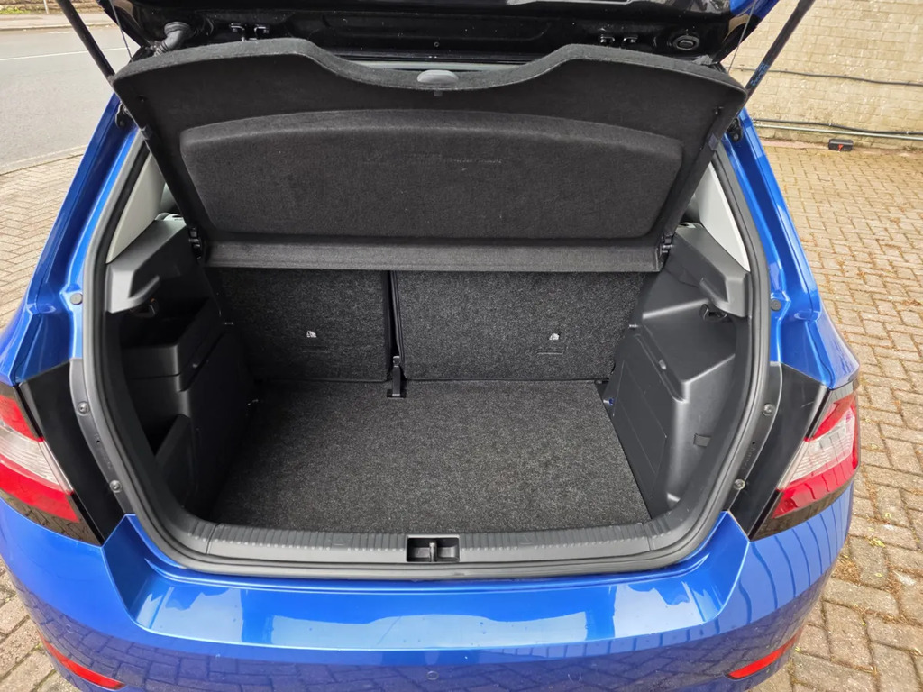 Skoda Fabia 1.0 Tsi Colour Edition DG21PHO Blue #6