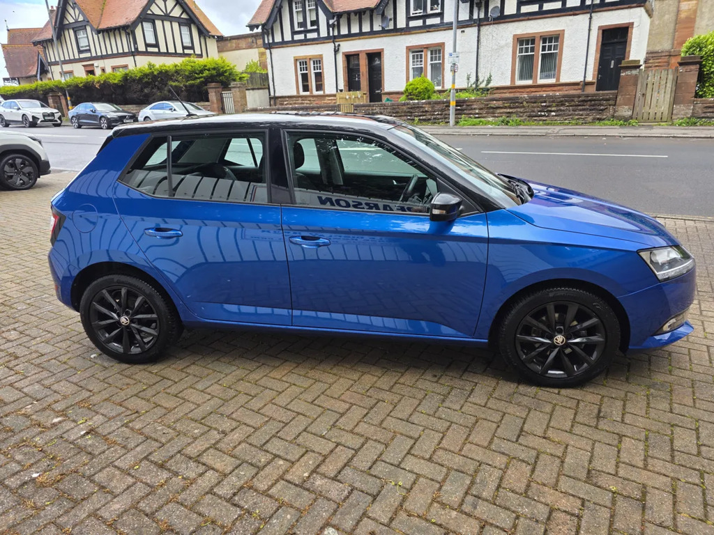 Skoda Fabia 1.0 Tsi Colour Edition DG21PHO Blue #3