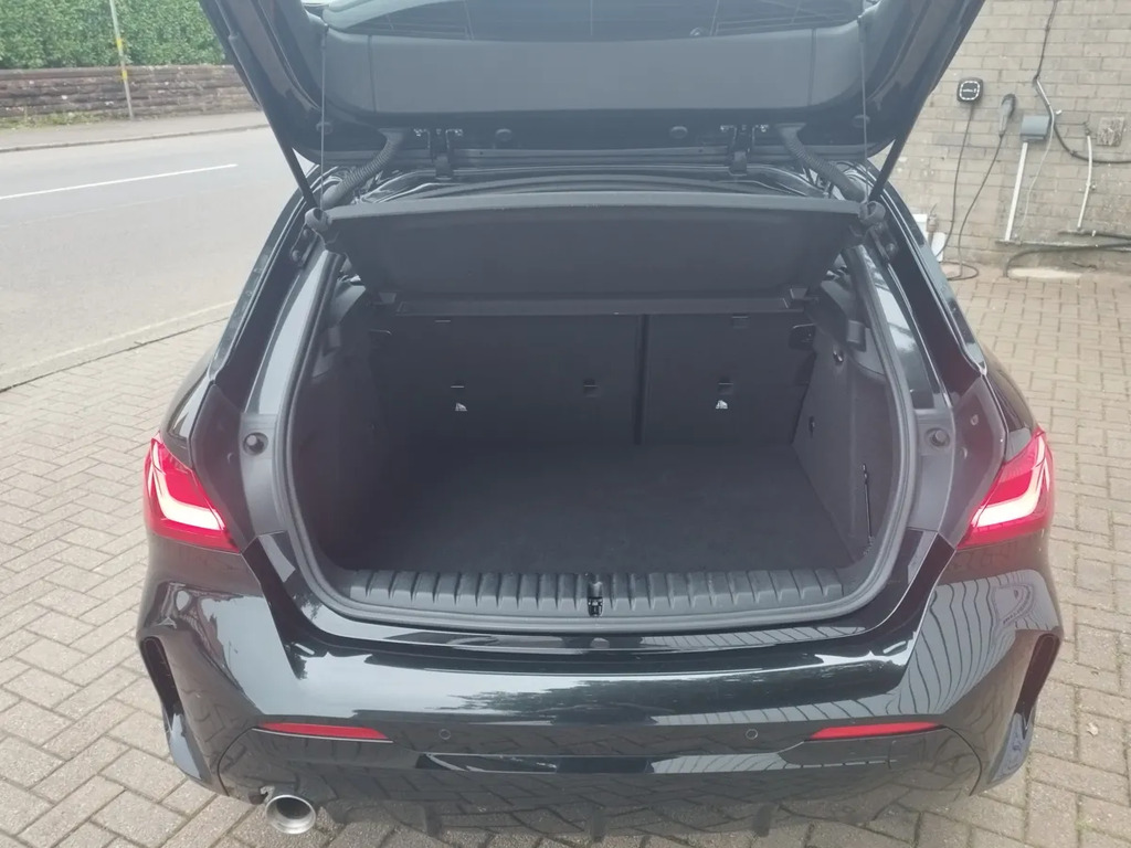 BMW 1 Series 1.5 M-sport SA22NWW Black #6